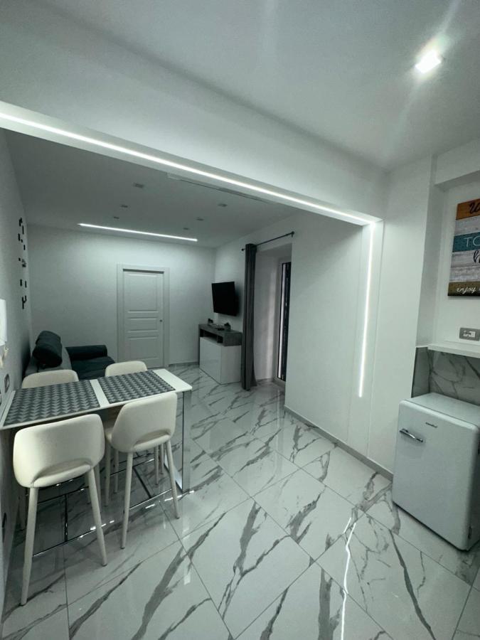 Mavy House Napoli Appartement Buitenkant foto