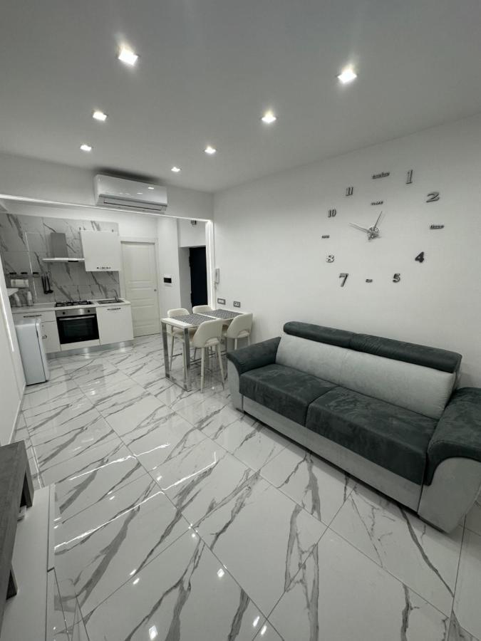 Mavy House Napoli Appartement Buitenkant foto