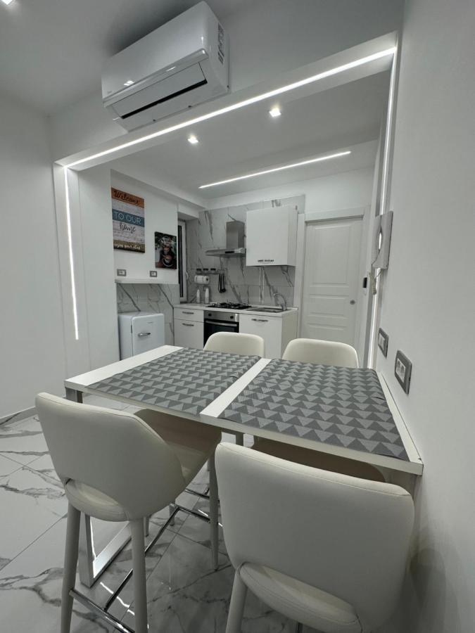 Mavy House Napoli Appartement Buitenkant foto